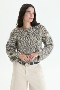 SWEATER NIYI /CAPSULA MANOS - Imagen 5