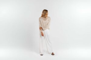 SWEATER VANILLE - Imagen 12